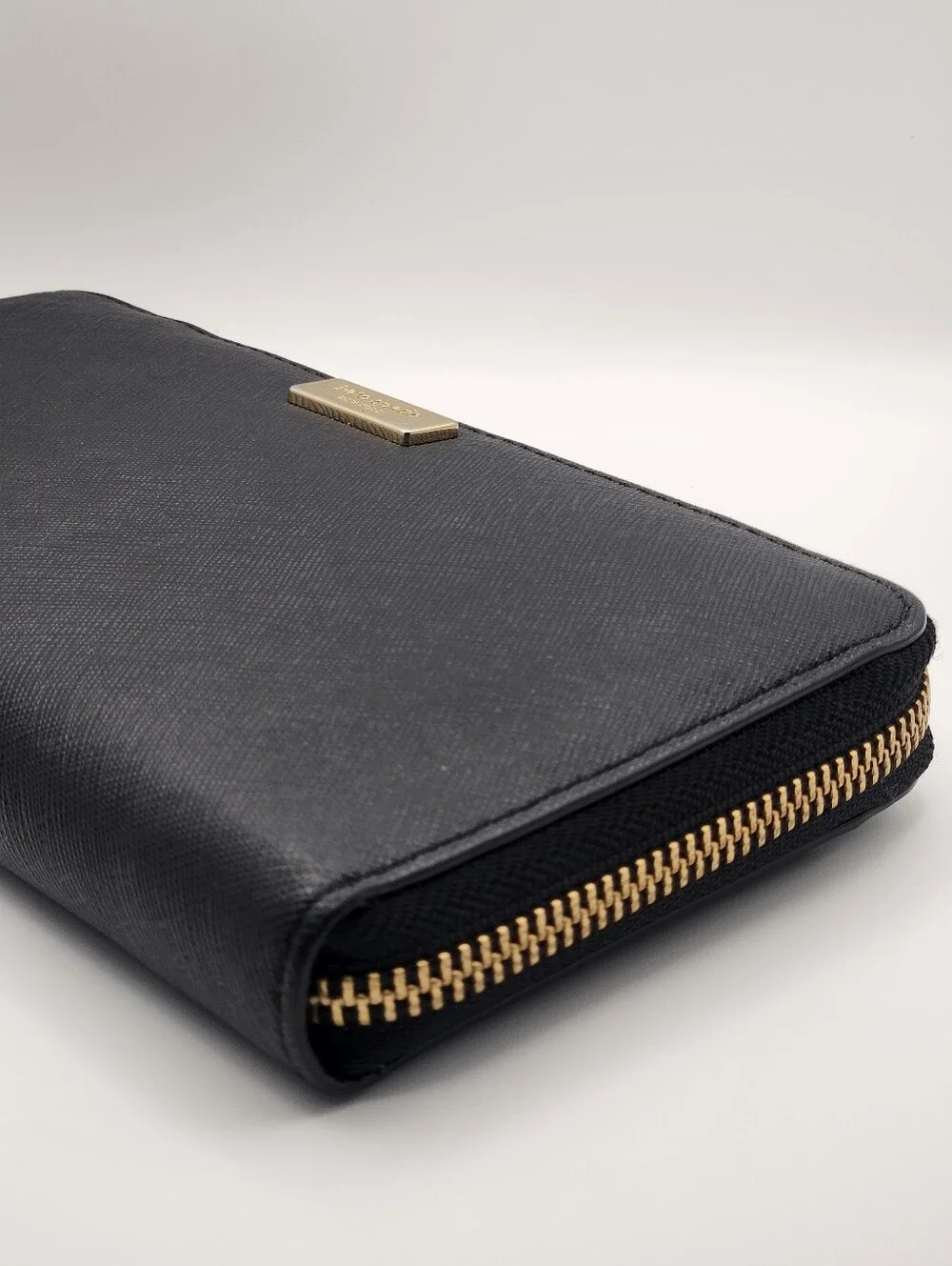 Kate Spade Black Saffiano Zip Wallet